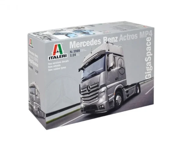 Italeri Mercedes Benz Actros MP4 Gigaspace 1:24 1